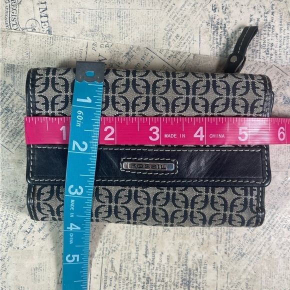 Fossil Wallet Trifold Canvas Monogram Brown Leather - Picture 10 of 10